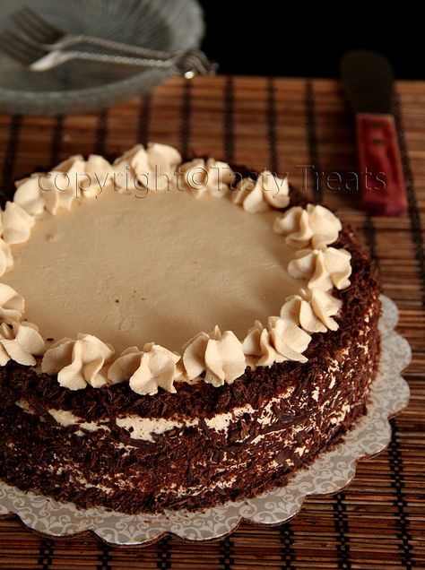 Tasty Treats: Coffee Mascarpone Cream Cake Espresso Recipes, Coffee And Cake, Cake Mug, Mascarpone Cream, Tiramisu Cake, Chocolate Heaven, Food Baby, Healthy Cake, Cake Donuts