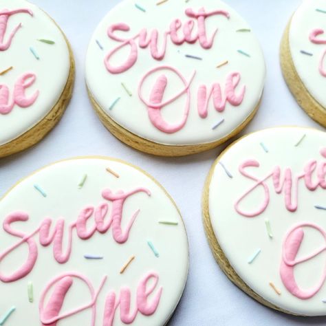 Sweet one birthday 🍦 #sweetone #sweetonebirthday #sweetonecookies #decoratedsugarcookies #cookiesireland #customcookiesireland #person#dublinbaker #dublincookies #cookiesdublin #icecreamcookies #1stbirthdaycookies #biscuits🍪 #pastelcookies #icecreamtruck First Birthday Biscuits, Sweet One Sugar Cookies, Sweet One First Birthday Cookies, She’s A Sweet One Birthday Theme, Sweet One Cookies First Birthday, First Birthday Cookies Girl, Sweet One Cookies, Sweet One Birthday Theme, Sweet One First Birthday