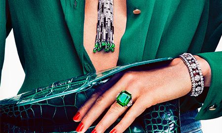 Green Board, Smaragd Ring, Fashion Friday, Elements Of Style, Green Aesthetic, Mode Inspiration, Emerald Diamond, Emerald Ring, Hunter Green