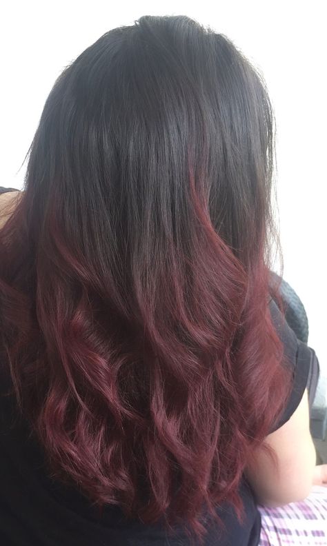 Ruby Rhapsody: Romantic Hairstyle Ideas for Ruby Red Hues Dark Brown Dip Dyed Hair, Burgundy Hair Ends, Burgundy Hair Tips, Dip Dye Red Hair, Dyed Ends Of Hair Brunettes, Burgundy Hair Colour, Red Dip Dye Hair, Burgundy Ombre Hair, Red Dip Dye