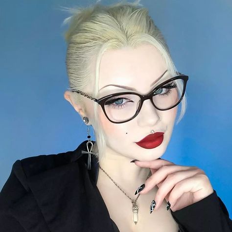 All Posts • Instagram Burlesque Makeup, Rockabilly Makeup, Blonde Goth, Performance Makeup, Casual Makeup, Work Makeup, Makeup For Blondes, Goth Look, Cat Eye Makeup