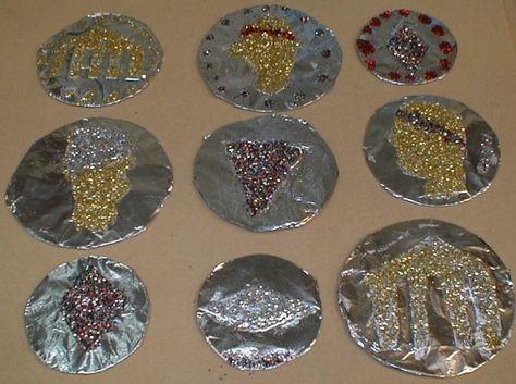 Roman Coins Roman Activities, Romans For Kids, Ancient Rome Kids, Ancient Rome Activity, Ancient Rome Projects, Rome Activities, Coin Crafts, Roman Artifacts, Ancient Roman Art