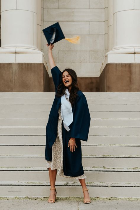 Graduation Cap Aesthetic Photoshoot @camitorontophotography on IG Byu Graduation Pictures, Graduation Cap Aesthetic, Editorial Graduation Photos, Byu Graduation, Graduation Headshots, Graduation Photoshoot Poses, Headshots Inspiration, Cap Aesthetic, Grad Poses