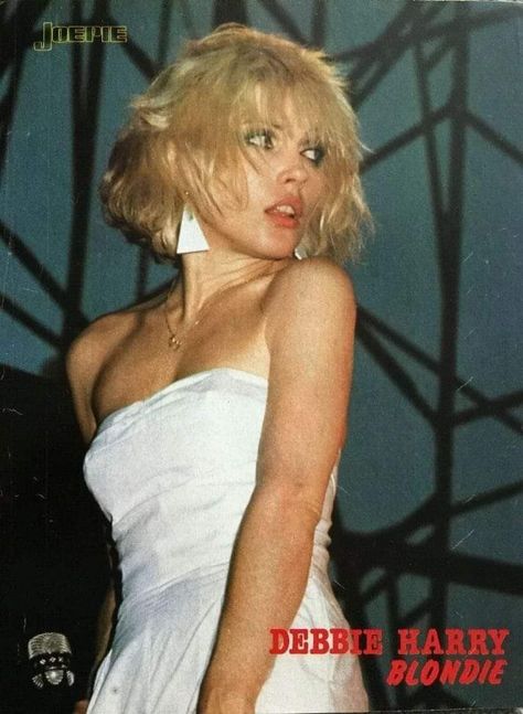 Debbie Harry 70s, Deborah Harry Blondie, Deborah Harry, Blondie Debbie Harry, Female Musicians, Joan Jett, Debbie Harry, I'm With The Band, Gwen Stefani