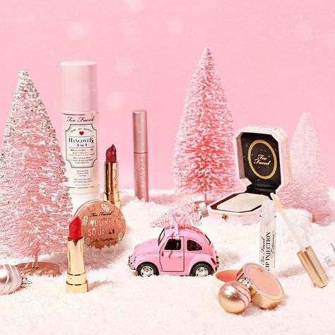 21.7k Likes, 86 Comments - Too Faced Cosmetics (@toofaced) on Instagram: “OMG! PINK FRIDAY IS HERE! 💕🎉 Hurry and head over to toofaced.com to enjoy 30% off site-wide + free…” Holiday Photography, Banner Ads Design, Cosmetics Photography, Pink Friday, Too Faced Cosmetics, Candy Boxes, Christmas Theme, Banner Ads, Too Faced