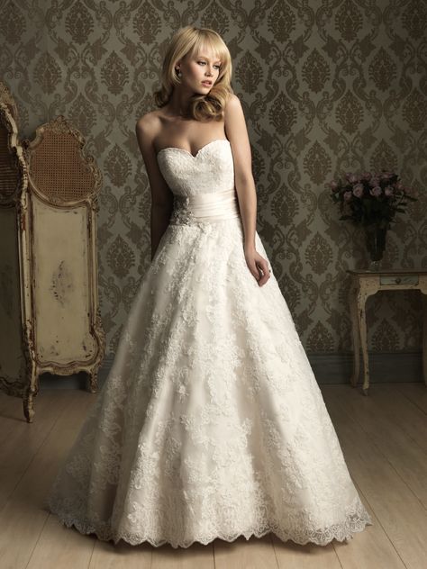 Allure Bridals Fall 2011 Bridal Collection Wedding Gown | Vivian Tram Le Vintage Weddingdress, Allure Wedding Dresses, Ruched Gown, How To Dress For A Wedding, Chapel Train Wedding Dress, Ivory Lace Wedding Dress, Allure Bridals, Lace Ball Gowns, White Wedding Dress