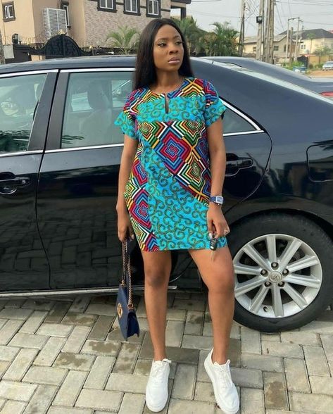 Ankara Short Gown Styles With Sneakers, Simple Short Ankara Dresses, Ankara Shift Dress Styles, Simple Ankara Short Gown Styles, Lace Styles For Ladies, Simple Ankara Gown Styles, Ankara Shift Dress, Asoebi Lace Styles, Asoebi Lace