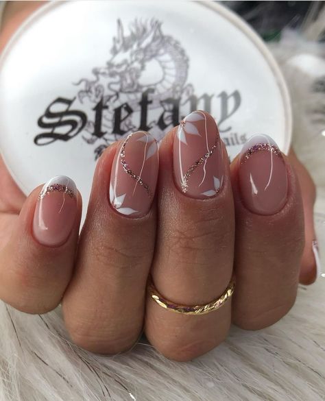 Elegant Wedding Nails, Elegant Touch Nails, Soft Pink Nails, Bridal Nails Designs, Bridal Nail, Bridesmaids Nails, Stunning Wedding Photos, Baby Pink Nails, Stunning Nails