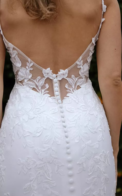 Wedding Dress Deep V Neckline, Lace Detail Back Wedding Dress, Simple Elegant Lace Wedding Dress, Button Up Back Wedding Dress, Dainty Lace Wedding Dress, Simple Lace Wedding Dresses, Button Wedding Dress Back Details, Minimal Lace Wedding Dress, Back Button Wedding Dress