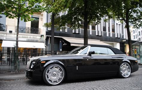 Drop head Rolls Royce Phantom Drophead, Royce Car, Bentley Rolls Royce, Bentley Car, Rolls Royce Phantom, Rims For Cars, Royce, Sports Cars Luxury, Car Collection