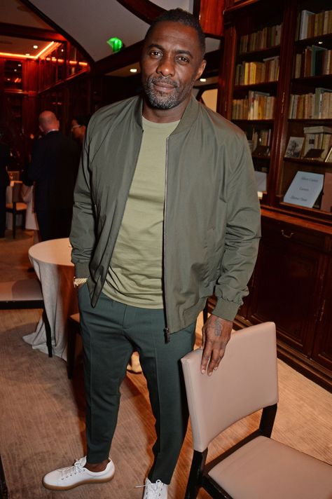 Idris Elba Style, Mens Casual Outfits Summer, Smart Casual Men, Idris Elba, Mens Fashion Smart, Mens Fashion Classy, Smart Casual Outfit, Men Fashion Casual Outfits, Black Men Fashion