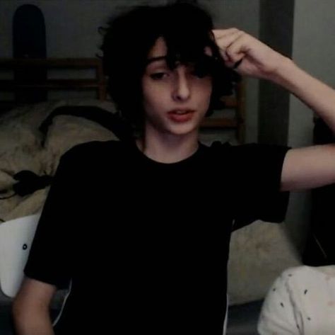 finn wolfhard<3 Finn Wolfhard Pictures, Wolfhard Finn, Natt Wolf, Jack Finn, Bill Hader, Finn Stranger Things, Finn The Human, Finn Wolfhard, Hottest Guy Ever