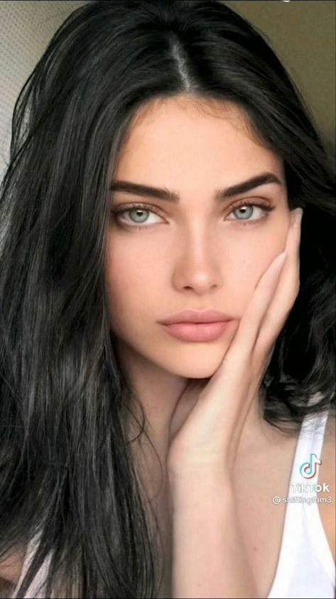 Silver Hair Short Hairdos for Grey Brown Hair And Grey Eyes, Dark Hair Pale Skin, Black Hair And Blue Eyes, Black Hair Pale Skin, Blue Eyes Aesthetic, Dark Hair Blue Eyes, Hair Pale Skin, Straight Black Hair, Black Hair Blue Eyes