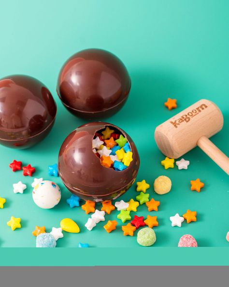 Kaboom Chocolaka Mini Ball Chocolate Pinata Mold Make Your Own Candy, Chocolate Pinata, Diy Party Crafts, Mini Pinatas, Valentine's Day Crafts For Kids, Chocolate Covered Treats, Autumn Activities For Kids, Chocolate Bomb, Baking Project