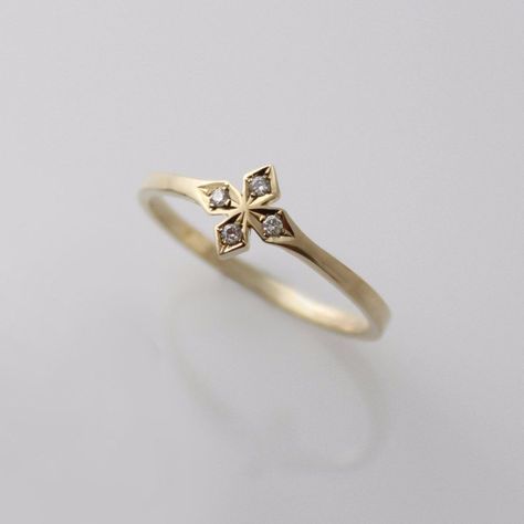 Gold Rings Fashion, Gold Rings Jewelry, Gold Ring Designs, Gold Earrings Designs, Jewelry Lookbook, Diy Schmuck, Girly Jewelry, Dream Jewelry, Gold Jewelry Fashion