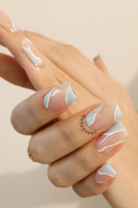 Colorful Lines Nails, Nail Swirl Designs, Swirly Nail Designs, Swirly Nail Art, Swirly Nails, Eyelash Extensions Care, Swirl Nails, Gel Nail Art Designs, White French Tip