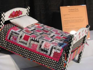 Collector With A Needle: Sleep Tight Doll Quilts and Beds Exhibit Doll Bedding, Doll Quilts, Miniature Quilts, Doll Beds, Mini Crib, Doll Quilt, Antique Quilt, Sleep Tight, Antique Quilts