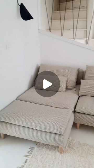 Soferia.eu | covers for IKEA sofas on Instagram: "Watch our client dress her sofa in a new cover. 🛋️

The result is stunning as usual! 🤩

Fabric: Stewart Beige Pattern
Sofa: IKEA SODERHAMN
Video by: @maisonpepita

#ikea #ikeasofa #covers #soferia #dailyinspo #dailyinspirations #decorativepillows #livingroomdecor #livingroomdesign #livingroomgoals #cozyliving #cozylivingroom #yourinterinspiration #yourinterior #ikeafurniture #decorationstyle #sofaikea #architecturehome #homedesignideas #homedesigner #homedesignininspo #homedesigne #secondlifeforyourfurniture #cozyideas #coversforsofa #changeyourroom #plants #plantsofinstagram #fabrics" Soderhamn Sofa Ideas, Ikea Soderhamn Sofa, Soderhamn Sofa, Sofa Ikea, Ikea Soderhamn, Söderhamn Sofa, Pattern Sofa, Ikea Sofas, Ikea Sofa