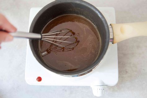 Easy Homemade Caramel Sauce, Easy Caramel Sauce, Easy Homemade Caramel, Caramel Sauce Recipe, Ice Cream Cakes, Easy Caramel, Caramel Recipes Sauce, Homemade Caramel Sauce, Cream Cakes