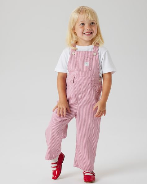 We're in love with these cute overalls 😍 Which colour are your favorite - soft pink or purple? 🌈 #nameitkids Diagonal Design, Cute Overalls, Mini S, Pull Sweat, Playsuit Romper, Jumper Shirt, Dress With Cardigan, Rain Wear, Sweatshirt Dress