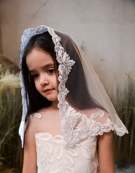 Child Catholic Veil, White Short Child Veil, Latin Mass Kid Veil Catholic Veil, Cap Veil, White Veil, Latin Mass, White Veils, White Tulle, Baby Dresses, Wedding Veils, White Short