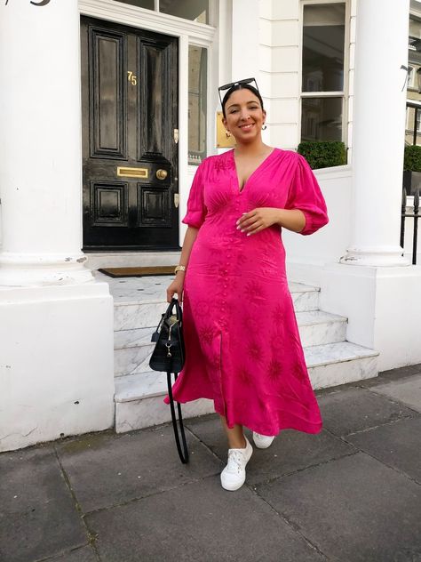 London Plus Size Street Style, Chic Midsize Fashion, Colorful Midsize Outfits, Midsize Street Style, Mid Size Outfits, Scandi Fashion, Midsize Outfits, Mid Size Fashion, Midsize Fashion