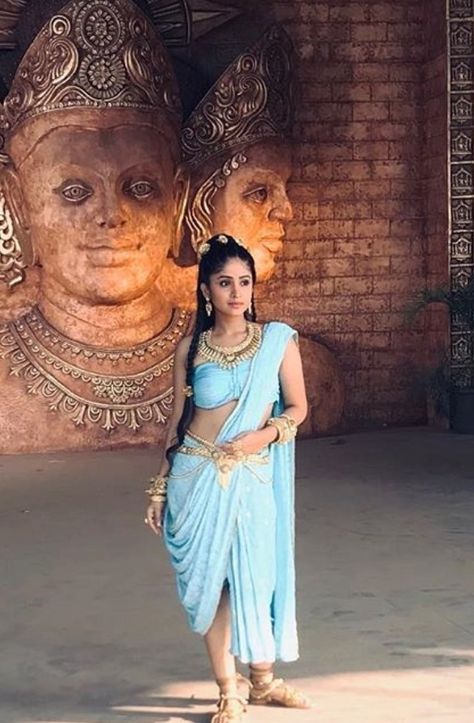 Ancient Indian Clothing, Chandragupta Maurya, Stylish Dps, Casual Bridal Dress, Bharatanatyam Poses, Radha Beauty, Beautiful Eyes Color, Ancient Dress, Sri Rama