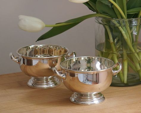 Ina Garten, The Barefoot Contessa - Where can I find Ina's silver ... Ina Garten Kitchen, Kalash Decoration, Puja Items, Silver Silverware, Silver Articles, Silver Jewellry, European Hotel, Copper Utensils, Silver Furniture