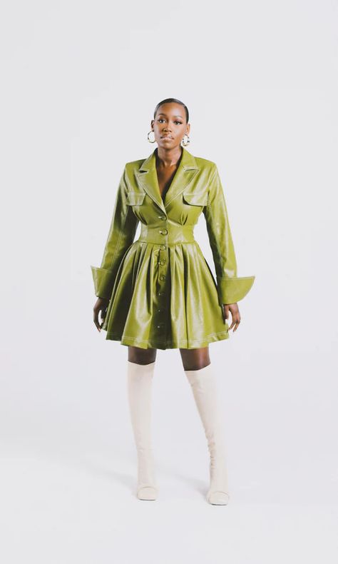 Green Pleated Dress, Knit Gown, Space Girl, Girl Swag, Nyc Fashion, Signature Look, Dress With Cardigan, Leather Dress, Green Aesthetic