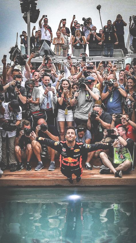 Daniel Ricciardo Red Bull - F1 Wallpaper F1 Wallpaper Aesthetic Redbull, Daniel Ricciardo Background, Daniel Ricciardo Wallpaper, Daniel Ricciardo Laptop Wallpaper, Daniel Ricciardo Wallpaper Red Bull, Daniel Ricciardo Red Bull, Red Bull F1 Wallpaper Hd, Bulls Wallpaper, Ricciardo F1