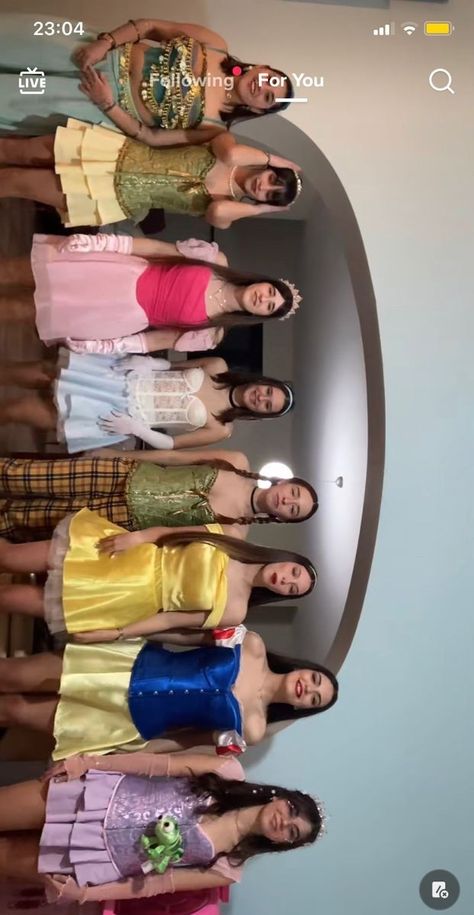 Group Of 4 Halloween Costumes Princess, Halloween Costume Ideas Disney Princess, Princess Group Halloween Costumes, Disney Princess Halloween Costumes Group, Diy Princess Costume For Women, Disney Princess Costumes College, Disney Duos Costumes, Princess Group Costumes, Halloween Costumes For Groups Of 4