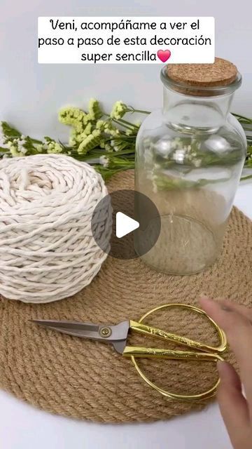 Blue Poem, Macrame Tutorial, Macrame Design, Macrame Patterns, Rag Rug, Macrame Diy, Useful Life Hacks, Diy Wall Art, Macrame