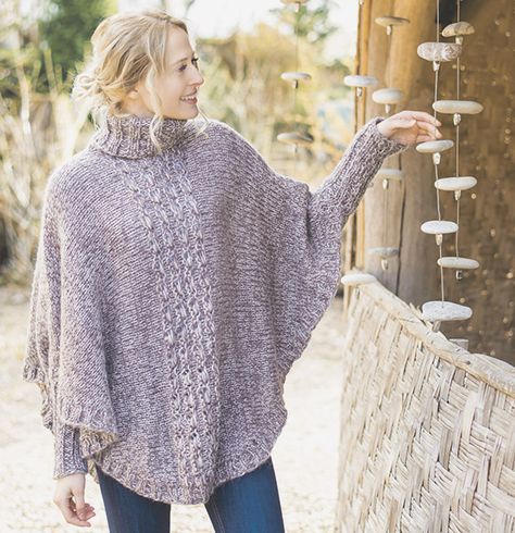 Kostenlose Strickanleitung - Poncho stricken » Stoffe.de Fair Isle Pattern, Drops Design, Knitted Pullover, Knitting Inspiration, Fair Isle, Ravelry, Knit Crochet, Turtle Neck, Fall Outfits