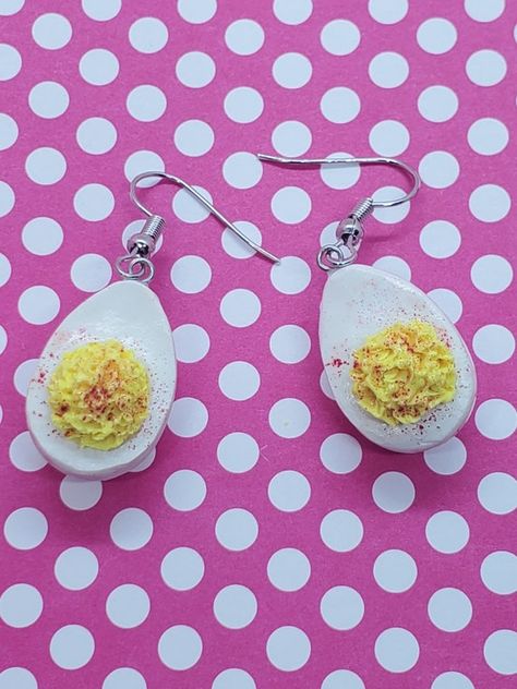 Silly Earrings, Crazy Earrings, Egg Earrings, Jewelry Wishlist, Weird Jewelry, Funny Earrings, Etsy Inspiration, Quirky Earrings, Deviled Egg