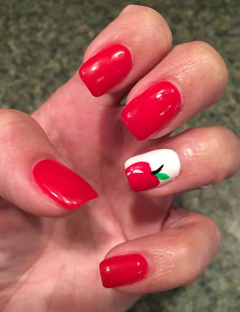 Apple Nail Design, Apple Nails, Fingernails Painted, Nails Painted, Back To School Nails, Elegant Nail, Fingernail Designs, September Nails, Elegant Nail Designs