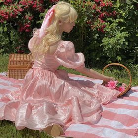 cottondolly (cottondollyro) - Profile | Pinterest Joanne Core, Pink Aesthetic Dress, Pink Cottagecore Dress, Vintage Princess Aesthetic, Cottagecore Princess, Pink Princess Aesthetic, Pink Flowy Dress, Princess Dress Pink, Pink Cottagecore