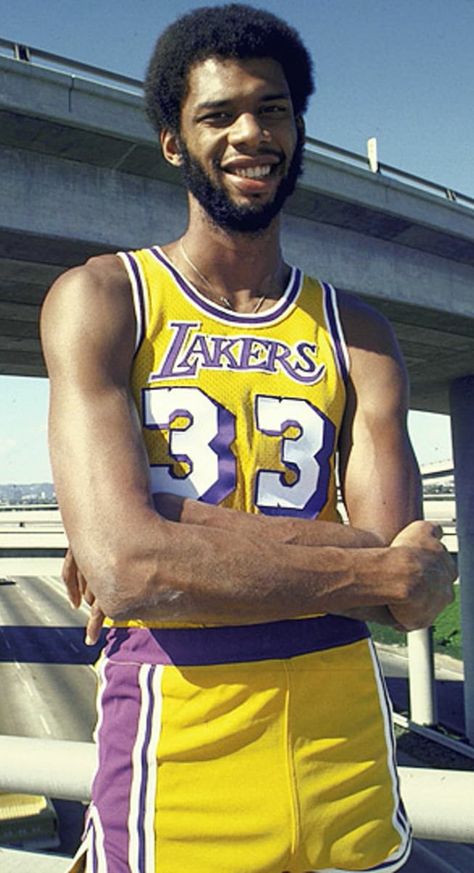 Kareem Abdul-Jabbar Kareem Abdul-jabbar, Abdul Jabbar, Kareem Abdul, Kareem Abdul Jabbar, Olden Days, Nba Legends, Hall Of Fame, Nba, Sports Jersey