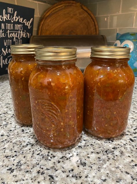 Canned Chili Base Recipe, Tomatoes For Chili, Chili Tomato Juice, Copycat Cambells Tomato Soup, Chilli Starter Recipe, Canning Chili Sauce Recipe, Chili Sauce Canning Recipes, Chili Tomatoes Canning, Tomato Ideas For Canning