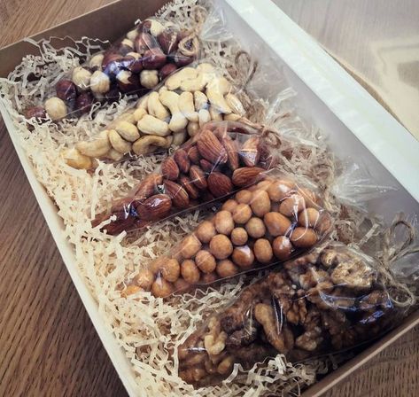 Dry Fruits Gift Hampers, Dry Fruit Hamper, Fruit Hampers, Dry Fruit Tray, Nuts Gift, Diwali Gift Hampers, Homemade Gift Baskets, Dry Fruit Box, Wedding Gift Pack