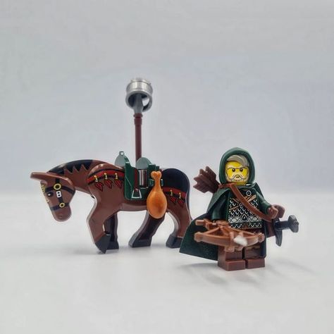 Lego Medieval Minifigures, Lego Wizard, Medieval Lego, Lego Dnd, Black Falcon, Lego Designs, Lego Medieval, Lego Knights, Lego Army