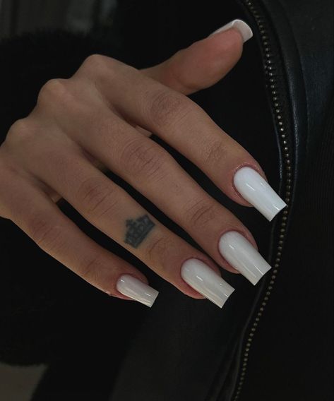 Hottest Nail Designs, Shiny Nails Designs, Bday Nails, Long Acrylic Nail Designs, Latest Nail Trends, White Acrylic Nails, Soft Nails, Short Acrylic Nails Designs, Hot Nails