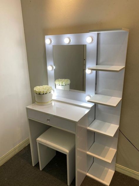 Beauty Room Vanity, Dressing Room Decor, Cool Room Designs, British School, White Room Decor, Dressing Table Design, Beauty Room Design, Vanity Room, Pinterest Room Decor