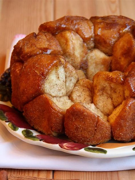 Monkey Bread From Scratch, Homemade Monkey Bread, Monkey Bread Muffins, Bread From Scratch, Pull Apart Bread, Monkey Bread, Pull Apart, Bread Dough, Bundt Cake