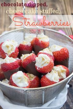 Chocolate Dipped Cheesecake Stuffed Strawberries - I Wash... You Dry Dipped Cheesecake, Chocolate Dipped Cheesecake, Cheesecake Stuffed Strawberries, Stuffed Strawberries, Romantic Desserts, Dessert Dips, Covered Strawberries, Chocolate Covered Strawberries, Strawberry Recipes