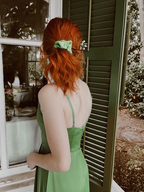 red hair green dress aesthetic ginger cooper hair Ginger In Green Dress, Ginger Hair Dress Outfit, Emerald Green Dress Ginger Hair, Ginger In Red Dress, Red Hair Blue Outfit, Ginger Hair With Green Dress, Ginger Hair Green Outfit, Red Hair Green Outfit, Ginger Hair Green Dress