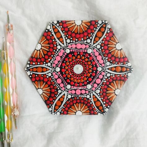 Orange and pink mandala on hexagonal MDF base Hexagon Dot Mandala, Hexagon Mandala, Hexagon Canvas, Dot Mandalas, Mandala Jewelry, Dot Mandala, Mandala Dots, Mandala Painting, Orange And Pink