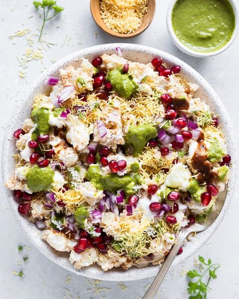 There's a Pataka Aloo Chaat "salad" type recipe coming your way this weekend. @thefeedfeed Chaat Salad, Potato Chaat, Pomegranate Recipe, Beautiful Salads, Pistachio Brittle, Loaded Potato Salad, Dry Spices, Great Dinner Recipes, Potato Salads