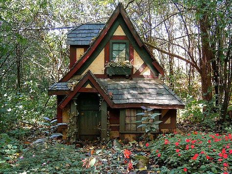 Ok, I have a lot of tiny houses in my dreams but this one is calling me! fairy house 1 by indisguise Fairy Tale Cottage, Small Cottage House Plans, Storybook Homes, Small Cottage Homes, Little Cottages, River Cabin, A Small House, Building A Tiny House, Fairytale Cottage