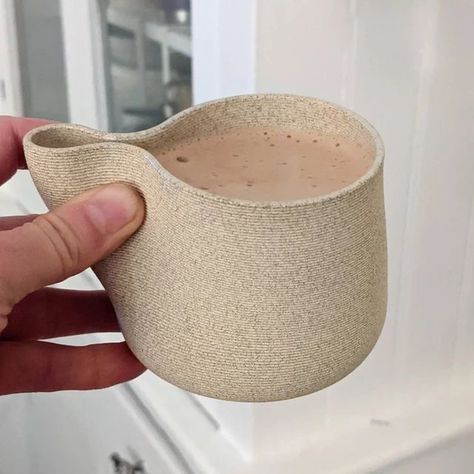 Ceramics Pottery Mugs Modern, Ceramic Mug Pinch, Coffee Mug Handmade, Different Mug Shapes, Minimalist Ceramic Mug, Pottery Coffee & Tea Cups, Ceramic Drinking Vessels, Clay Mug Handles, Mug Shapes Pottery