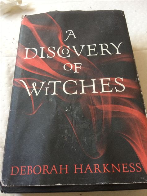 Just finished reading this I can't put it down really enjoyed reading it A Discovery Of Witches Book, Witches Book, Discovery Of Witches, Deborah Harkness, Fall Mood Board, Fall Mood, A Discovery Of Witches, Witch Books, Book Signing